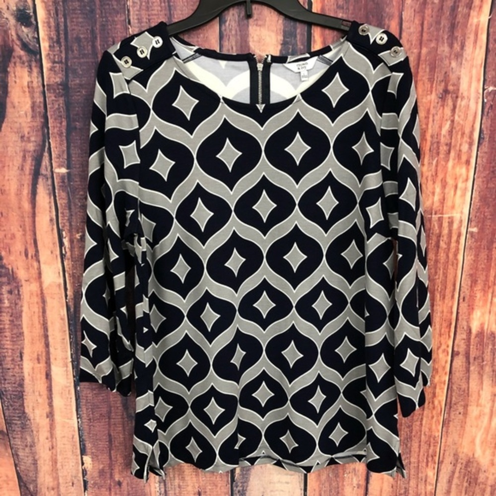 CROWN & IVY NAVY GRAY TOP L